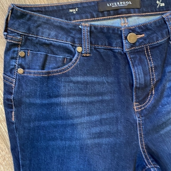 Liverpool Milly Capris - Picture 2 of 8